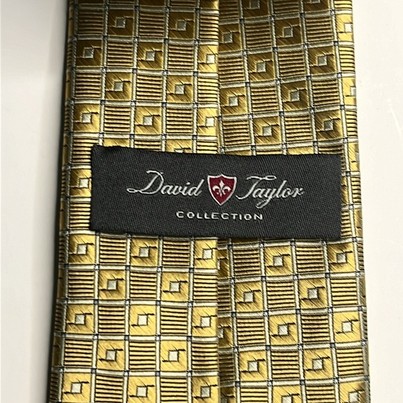 David Taylor Gold Patterned Tie - Picture 2 of 8